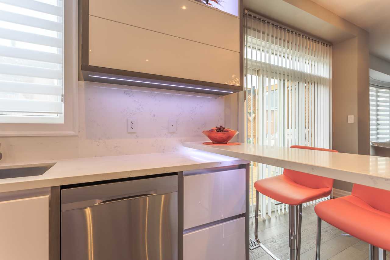 Custom modern kitchen | Luxury design Kitchen in Lexi St, Richmond Hill