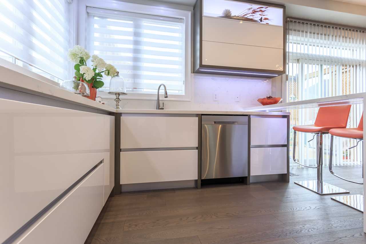 Custom modern kitchen | Luxury design Kitchen in Lexi St, Richmond Hill